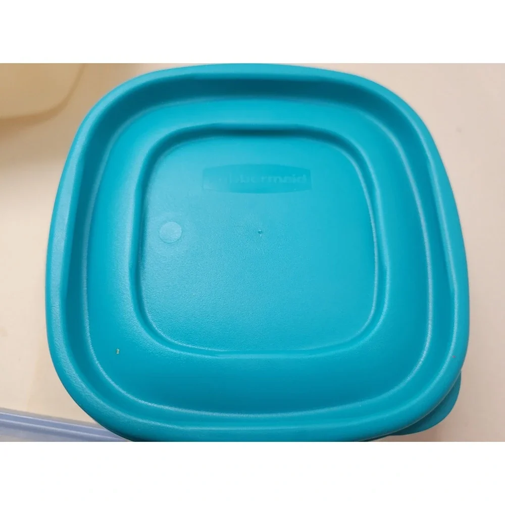 VNT Lot Food Storage Rubbermaid EasyFind Servin'Saver #2 Square Ekco Storemates